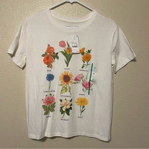 NWT Women’s Floral Graphic Tee
